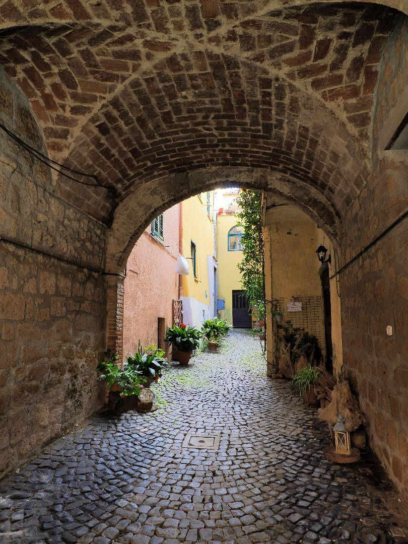Archway-Rome image