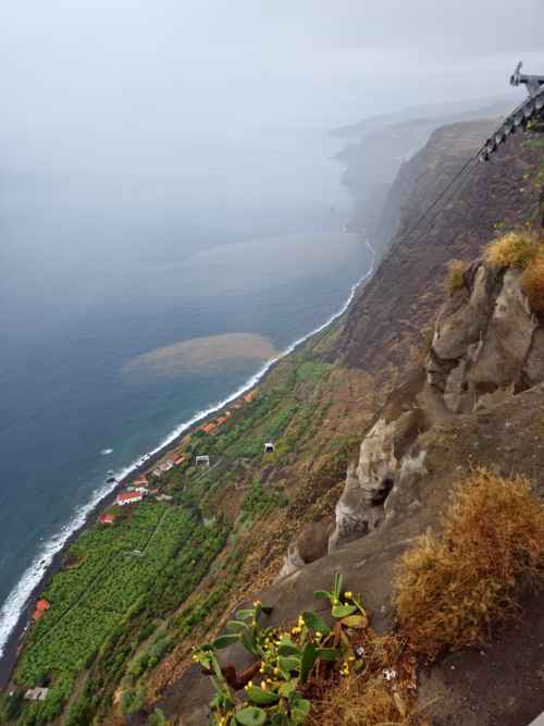Over-the-Cliff-500s40 image